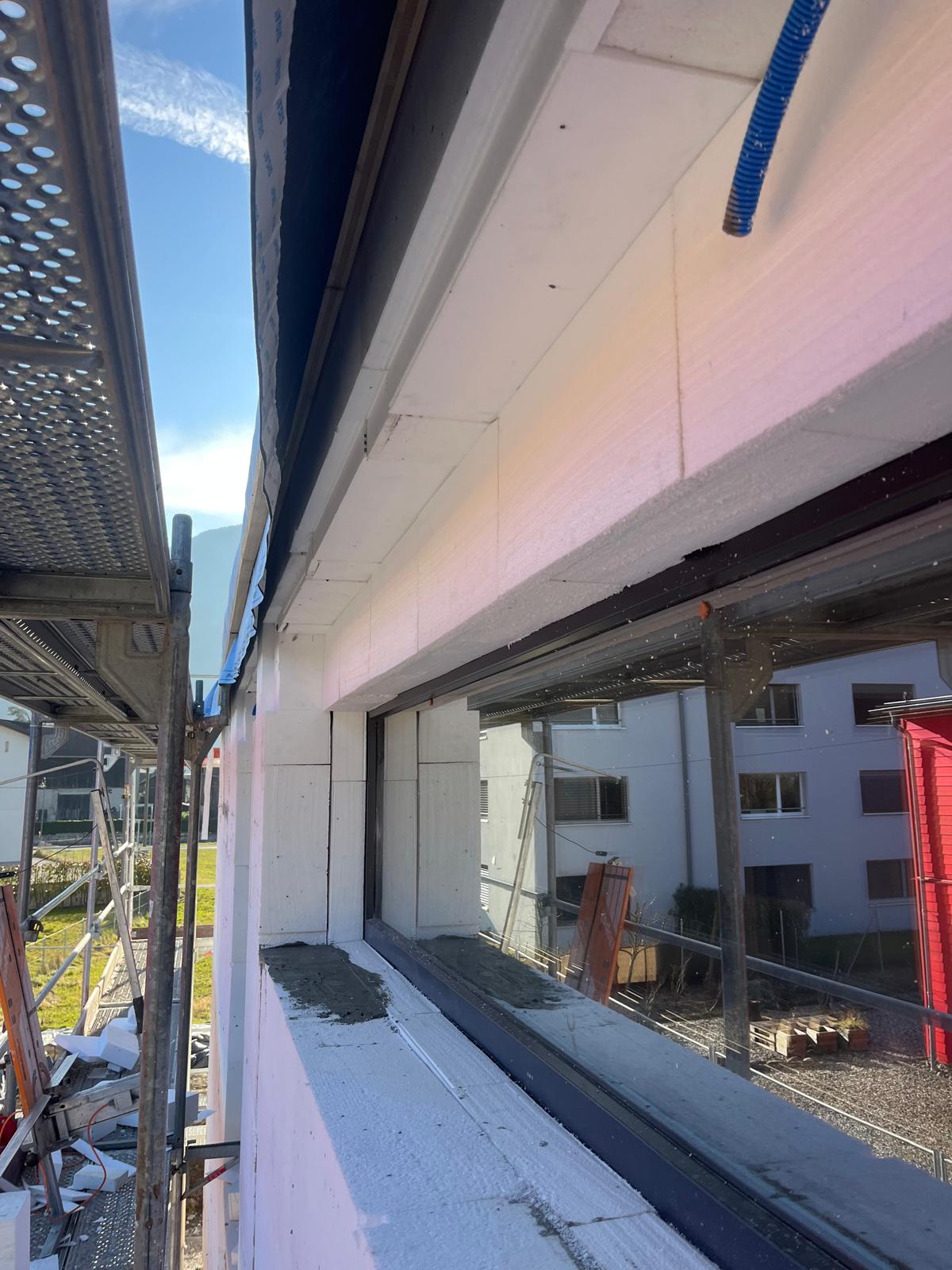 Dämmung um Fenster von RENOFIN GmbH